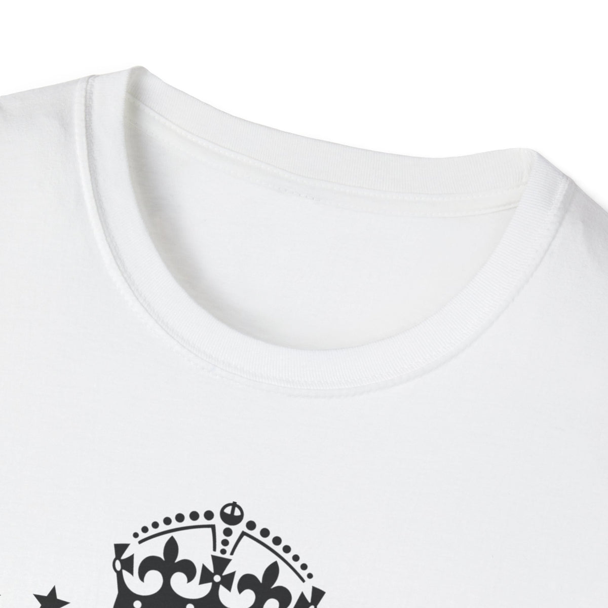 Queens are Born in August Shirt